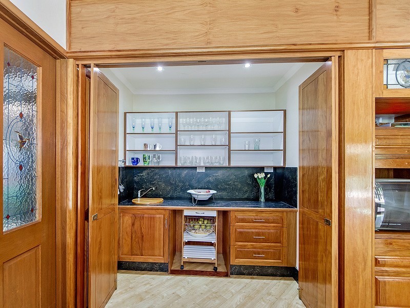 72 Coorabin Court, Tallebudgera QLD 4228