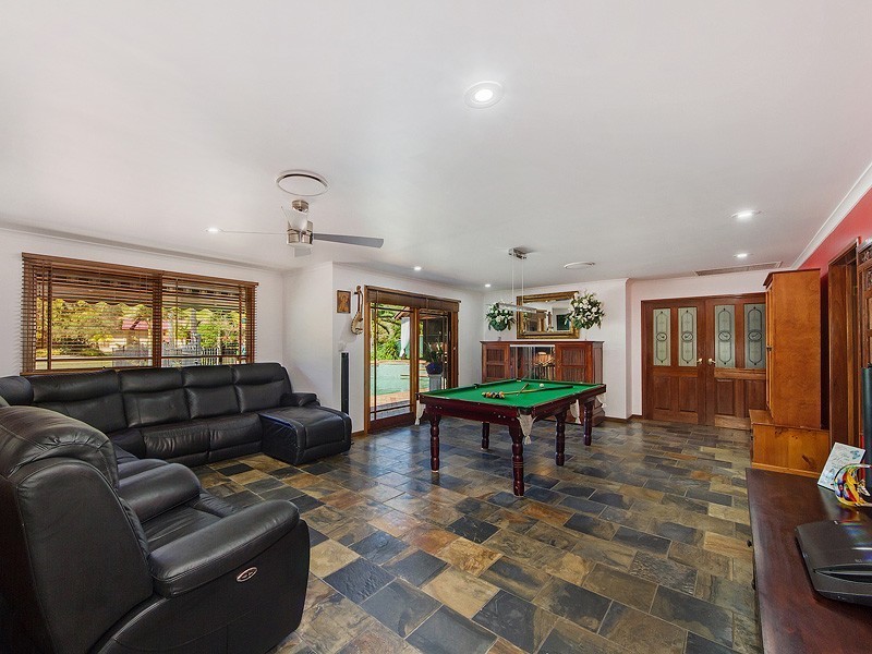 72 Coorabin Court, Tallebudgera QLD 4228