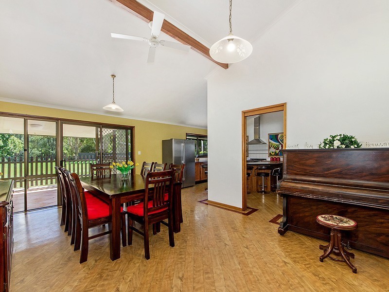 72 Coorabin Court, Tallebudgera QLD 4228