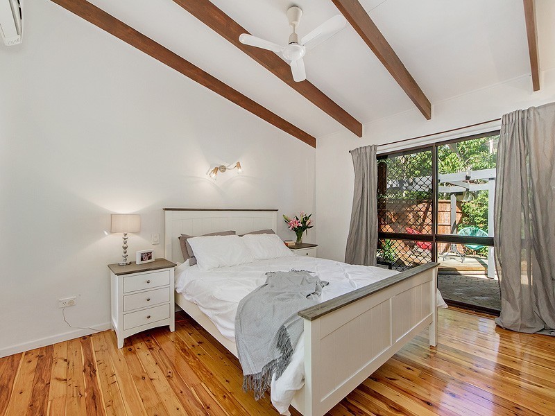 10 Timbertop Mead, Burleigh Heads QLD 4220