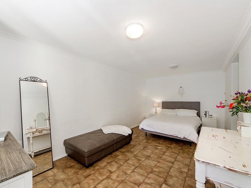 10 Timbertop Mead, Burleigh Heads QLD 4220