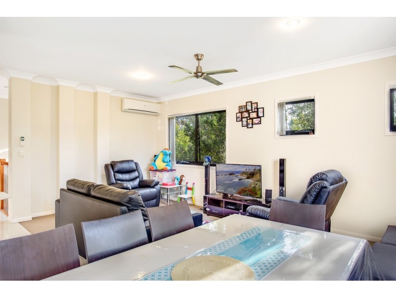2/119 Minnie Street, Southport QLD 4215