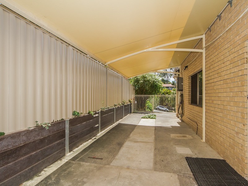 18 Swanbourne Way, Elanora QLD 4221