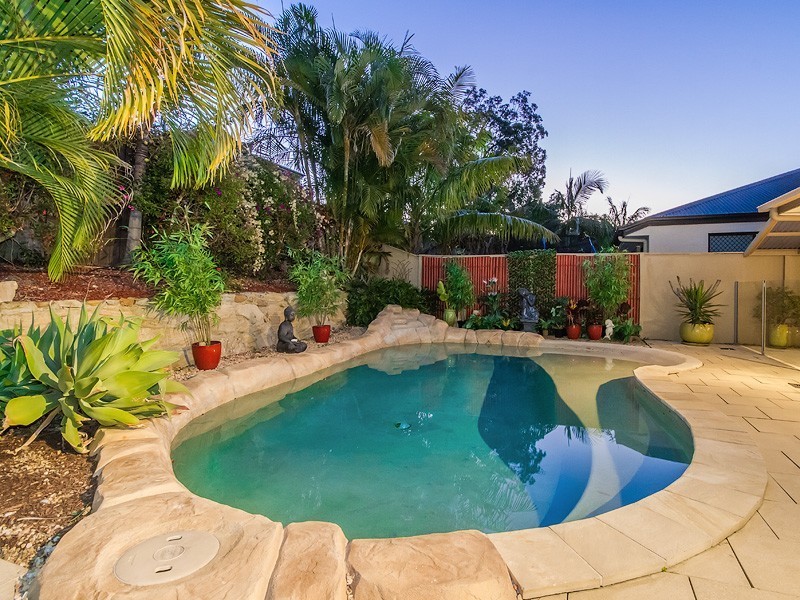 12 Frog Rock Crescent, Reedy Creek QLD 4227