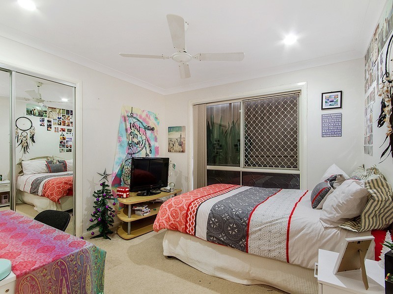 12 Frog Rock Crescent, Reedy Creek QLD 4227