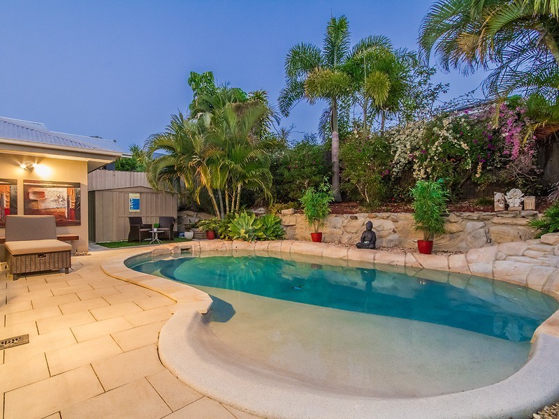 12 Frog Rock Crescent, Reedy Creek QLD 4227