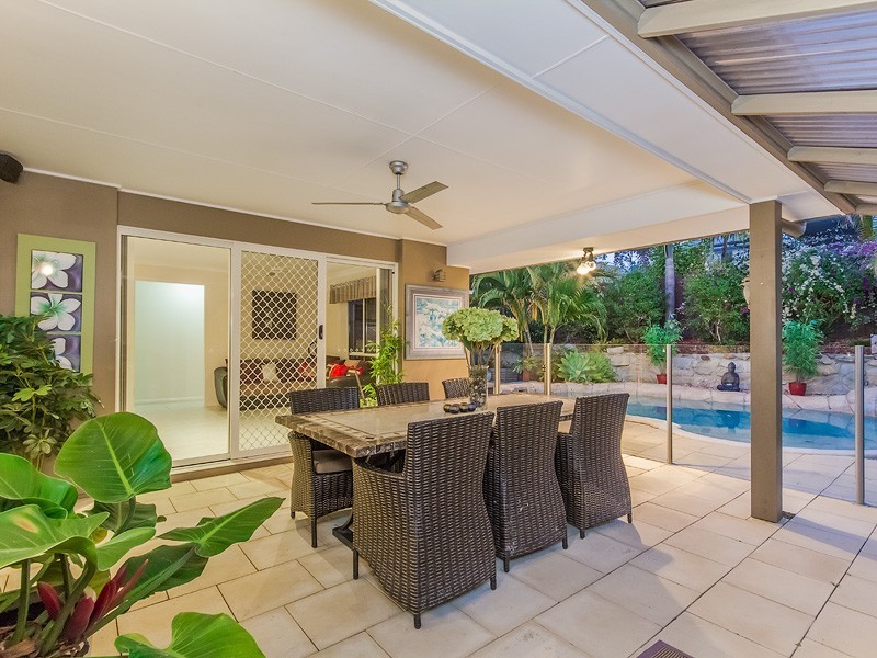 12 Frog Rock Crescent, Reedy Creek QLD 4227