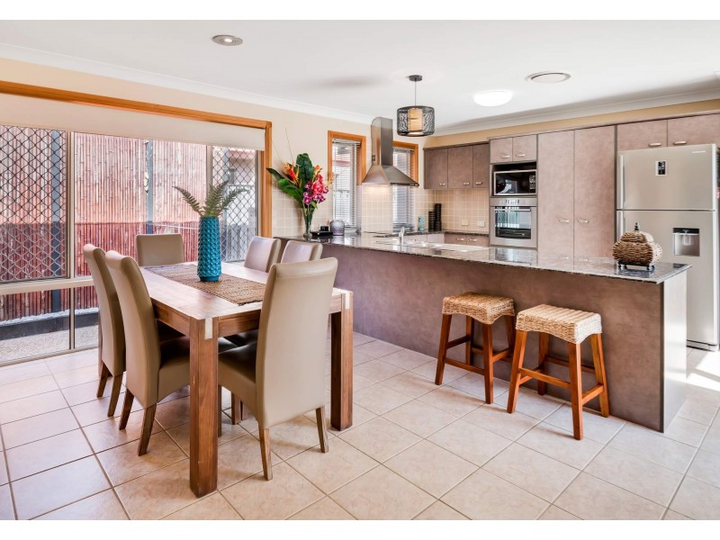 8B Leopardwood Circuit, Robina QLD 4226