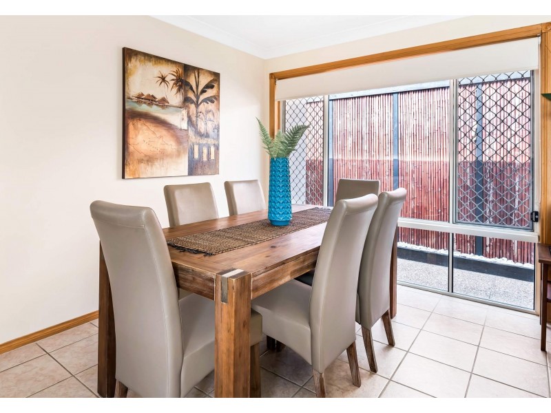 8B Leopardwood Circuit, Robina QLD 4226