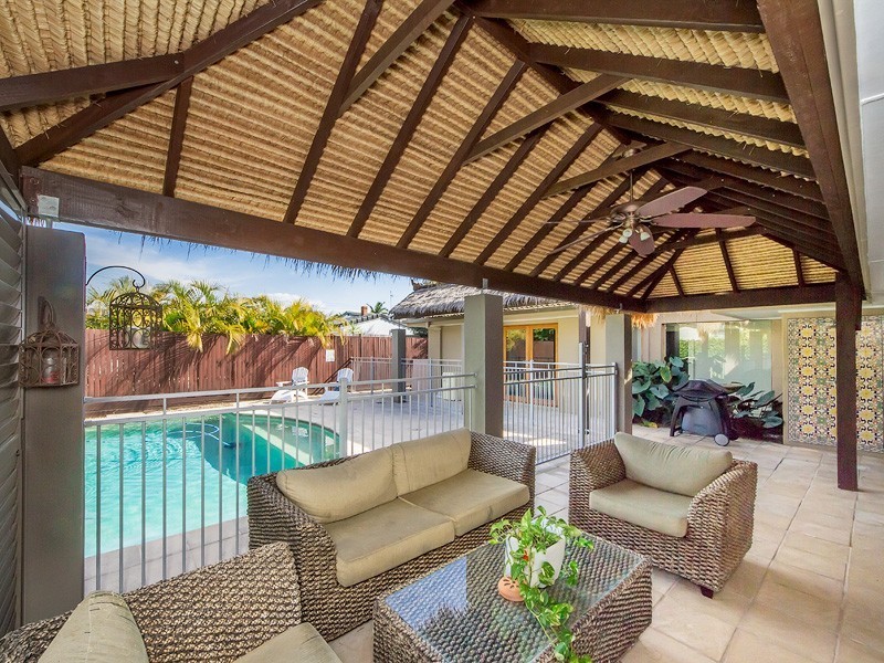 13 Boongala Road, Broadbeach Waters QLD 4218