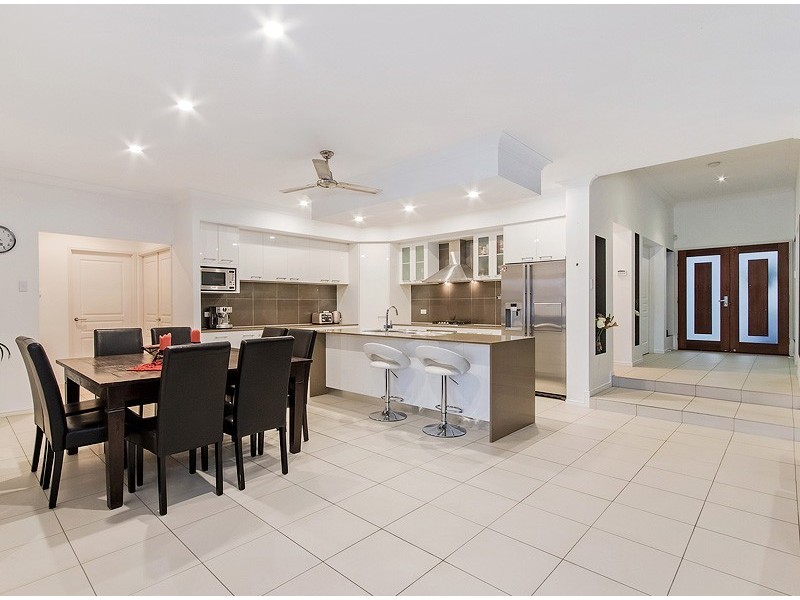 44 York Creek Crescent, Reedy Creek QLD 4227