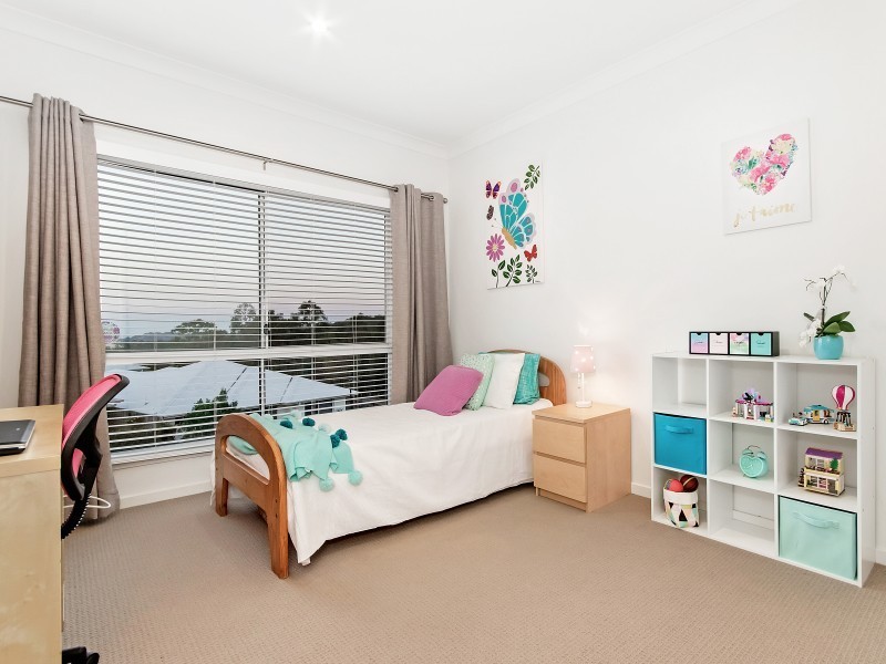 37 Golden Grove Boulevard, Reedy Creek QLD 4227