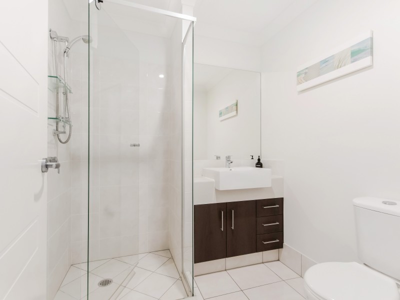 37 Golden Grove Boulevard, Reedy Creek QLD 4227