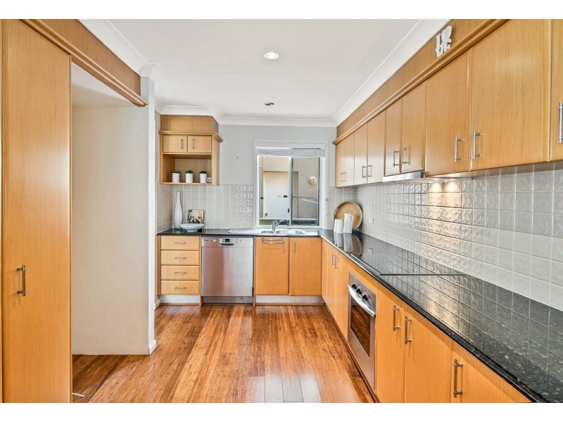 3/3 Robina Town Centre Drive, Robina QLD 4226