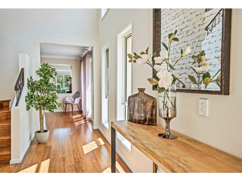 3/3 Robina Town Centre Drive, Robina QLD 4226