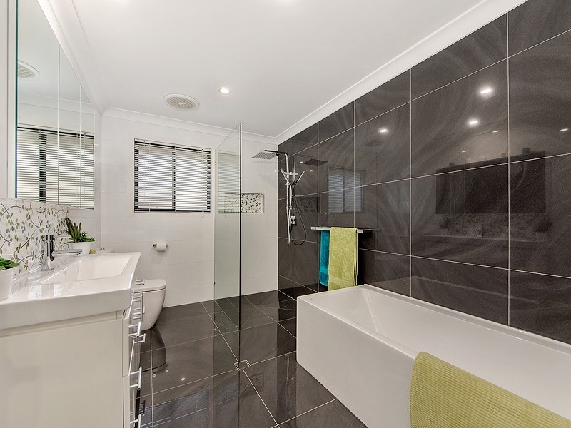 14-16 Forest Ridge Drive, Bonogin QLD 4213