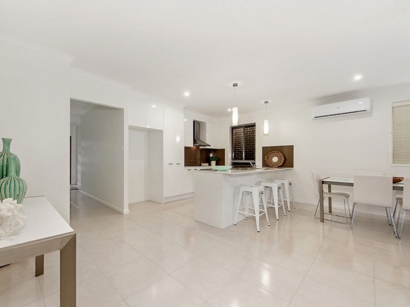 9 Eden Circuit, Reedy Creek QLD 4227