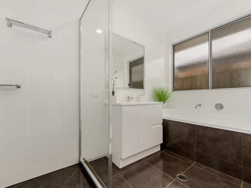 9 Eden Circuit, Reedy Creek QLD 4227