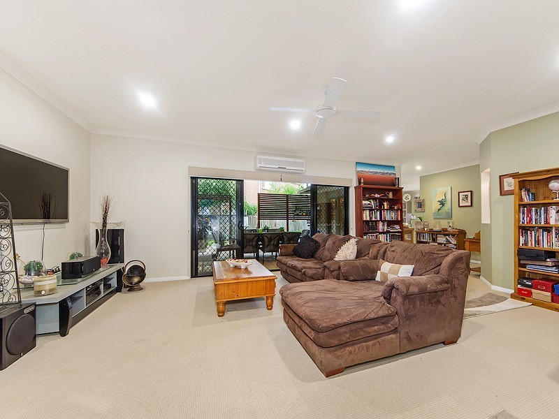 3 Morea Court, Varsity Lakes QLD 4227
