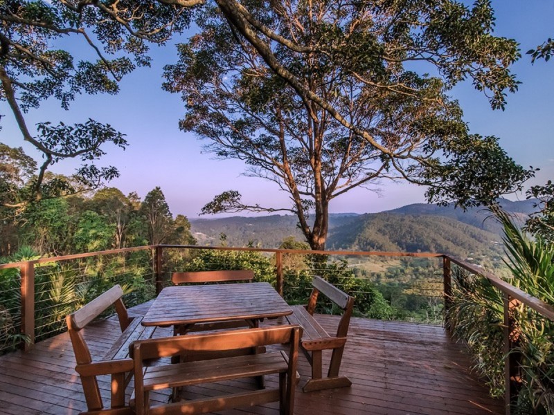 65 Sunray Drive, Bonogin QLD 4213