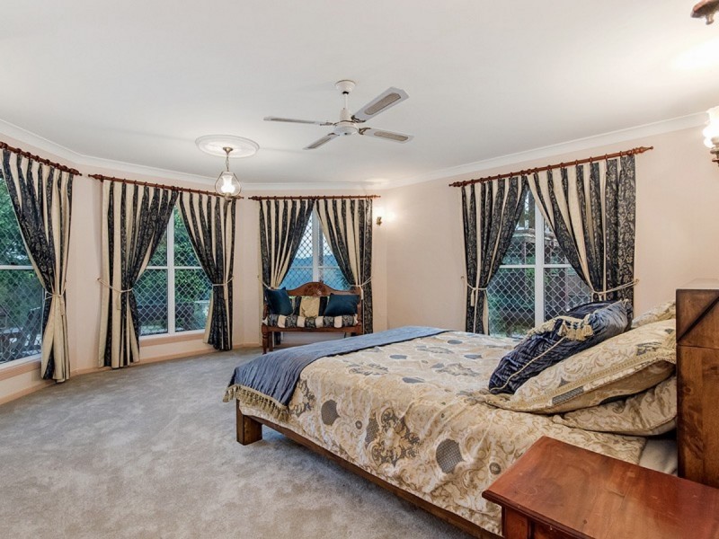 65 Sunray Drive, Bonogin QLD 4213