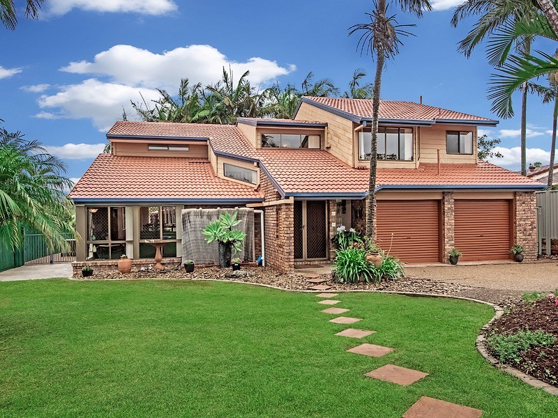 6 Turnberry Court, Robina QLD 4226