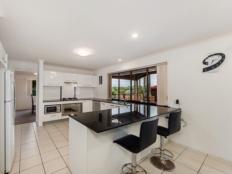 6 Turnberry Court, Robina QLD 4226
