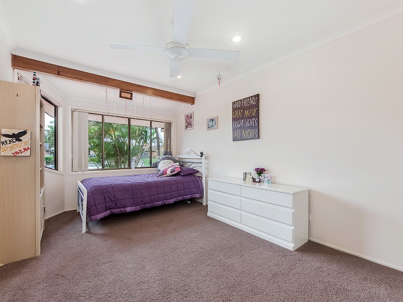 6 Turnberry Court, Robina QLD 4226