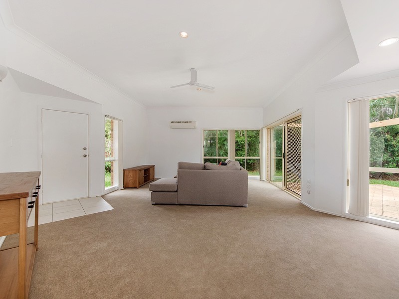 16 Birkdale Street, Robina QLD 4226