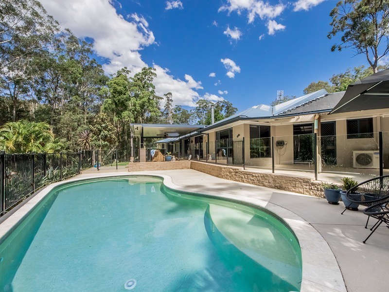 10-12 Pebble Creek Road, Bonogin QLD 4213