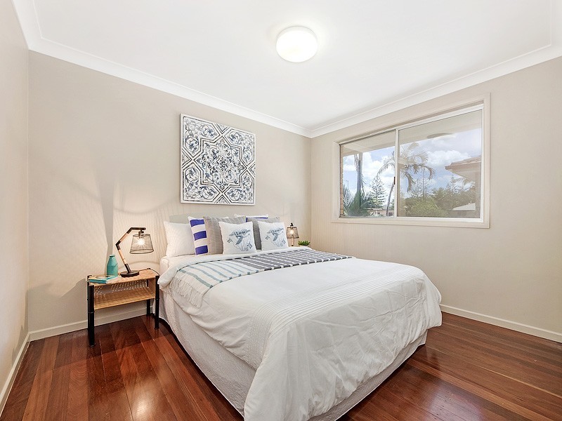 4/1 Boodera Road, Palm Beach QLD 4221