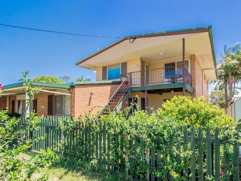 4/1 Boodera Road, Palm Beach QLD 4221