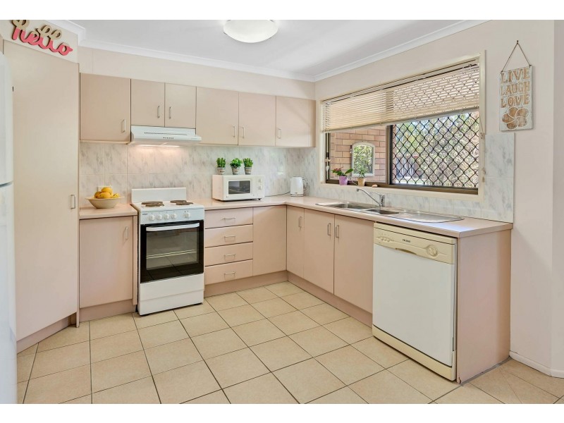 86/12 Landau Court, Miami QLD 4220