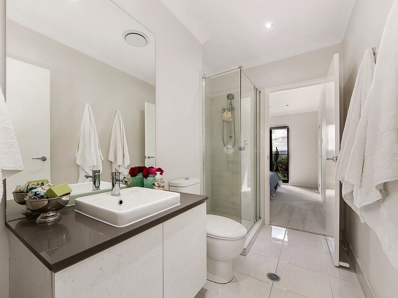 27 Sky Royal Terrace, Burleigh Heads QLD 4220