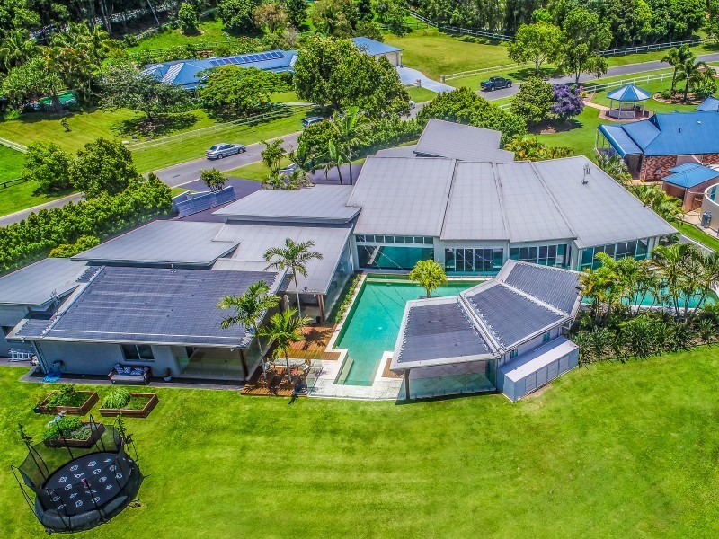1 Dungogie Drive, Tallebudgera QLD 4228