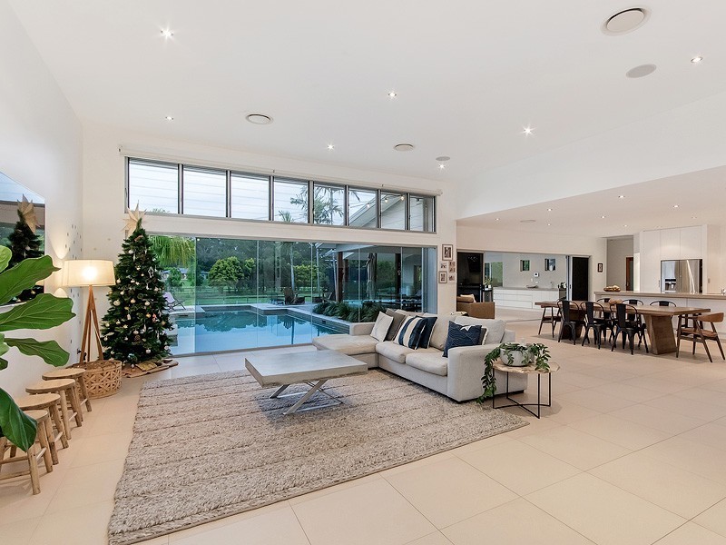 1 Dungogie Drive, Tallebudgera QLD 4228