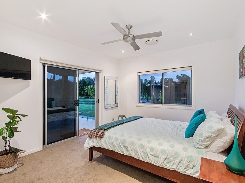 1 Dungogie Drive, Tallebudgera QLD 4228