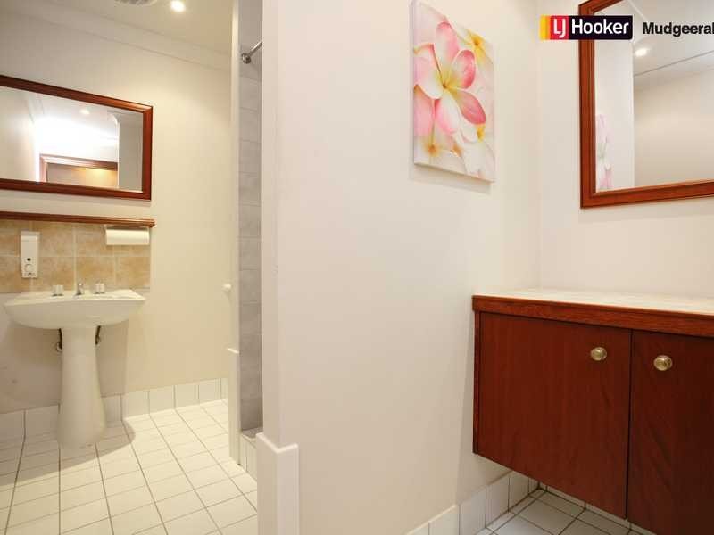 2 Regency Place, Mudgeeraba QLD 4213