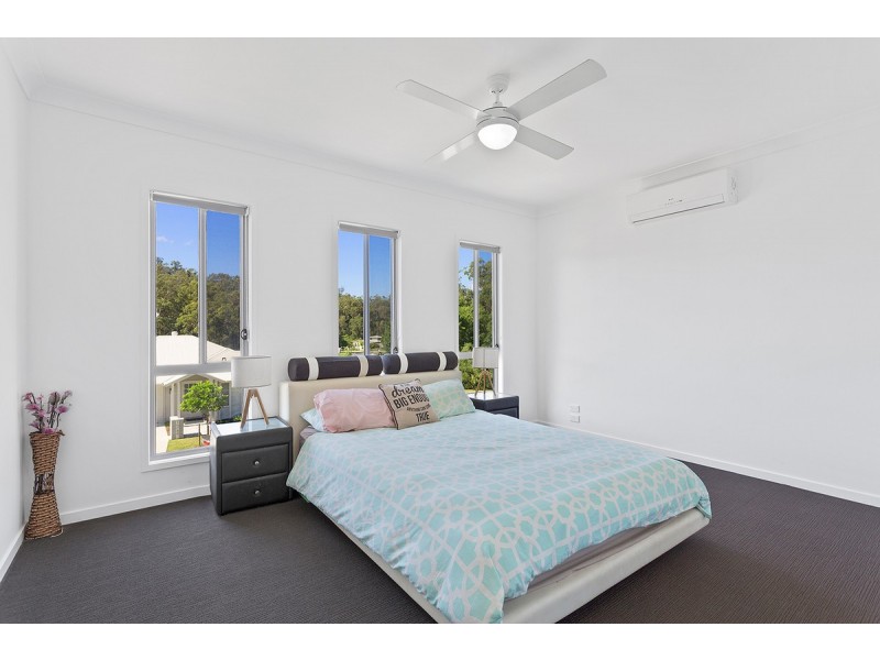 4 Eden Circuit, Reedy Creek QLD 4227