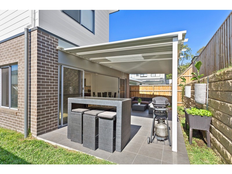 4 Eden Circuit, Reedy Creek QLD 4227