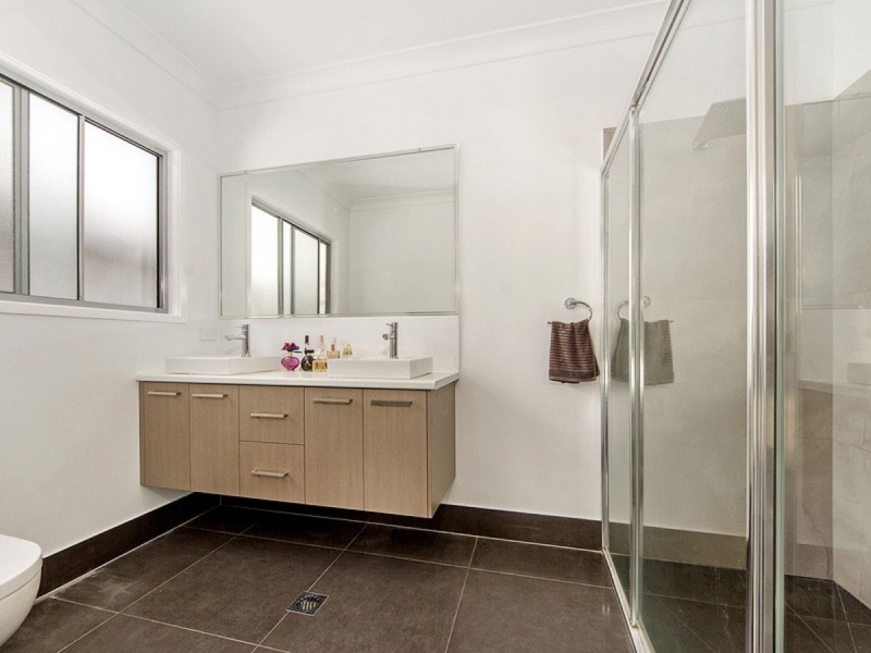 4 Eden Circuit, Reedy Creek QLD 4227