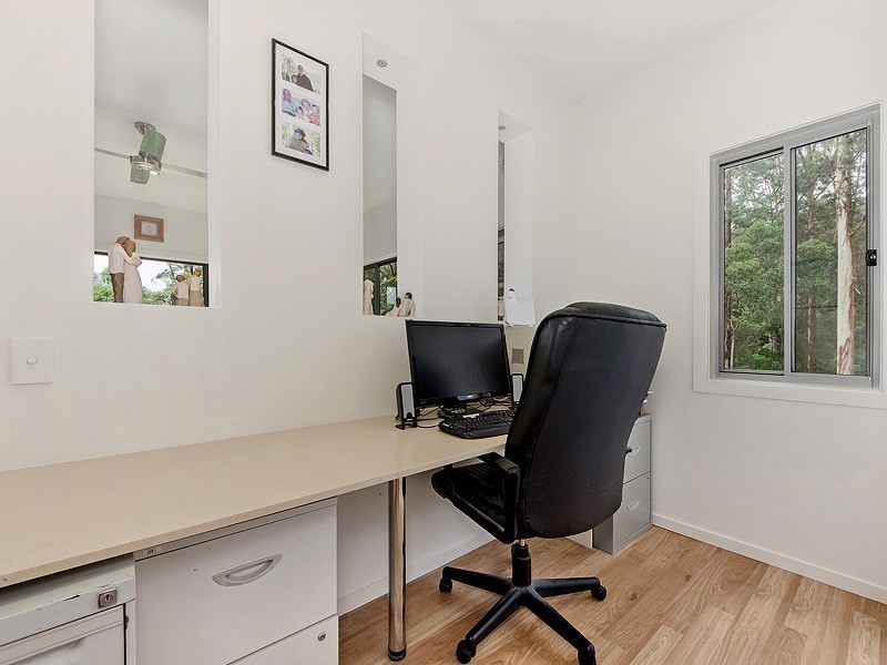 40 Friarbird Crescent, Bonogin QLD 4213