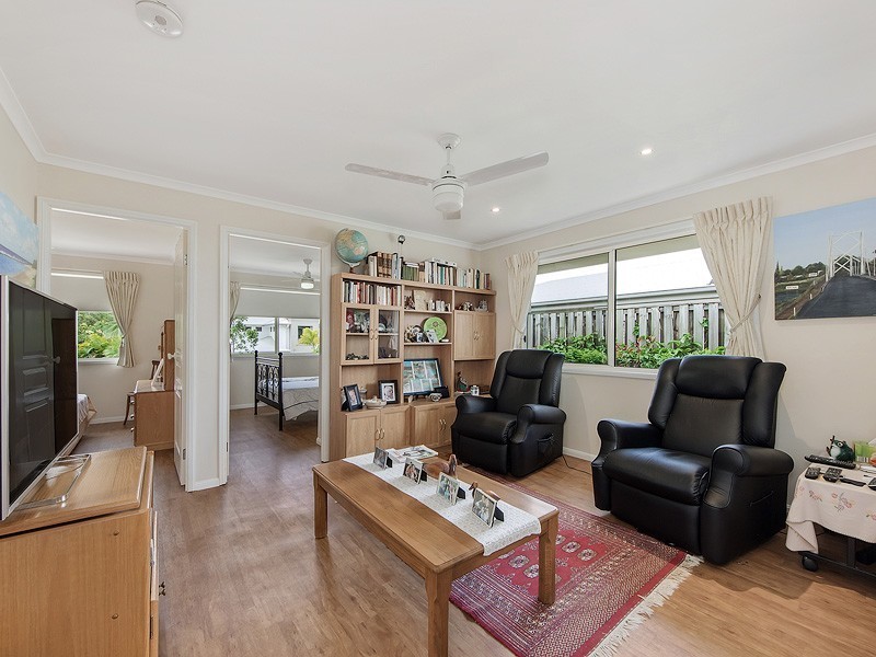 13 York Creek Crescent, Reedy Creek QLD 4227