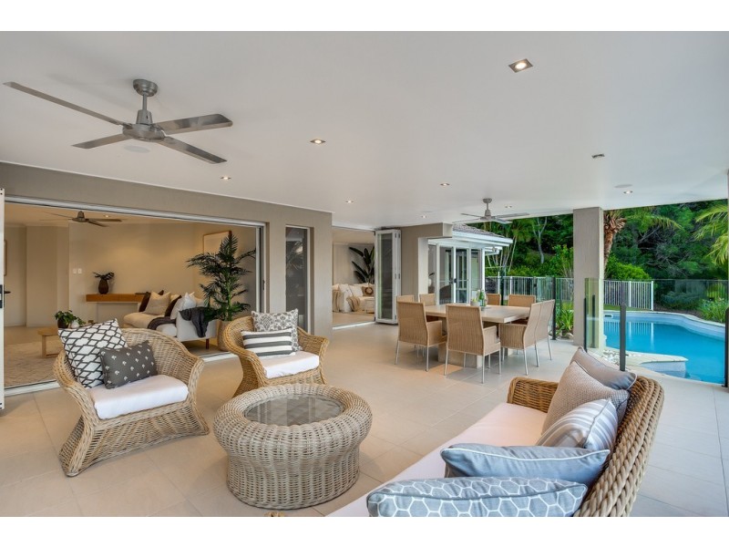 3 Earle Court, Tallai QLD 4213