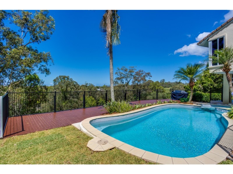 3 Earle Court, Tallai QLD 4213