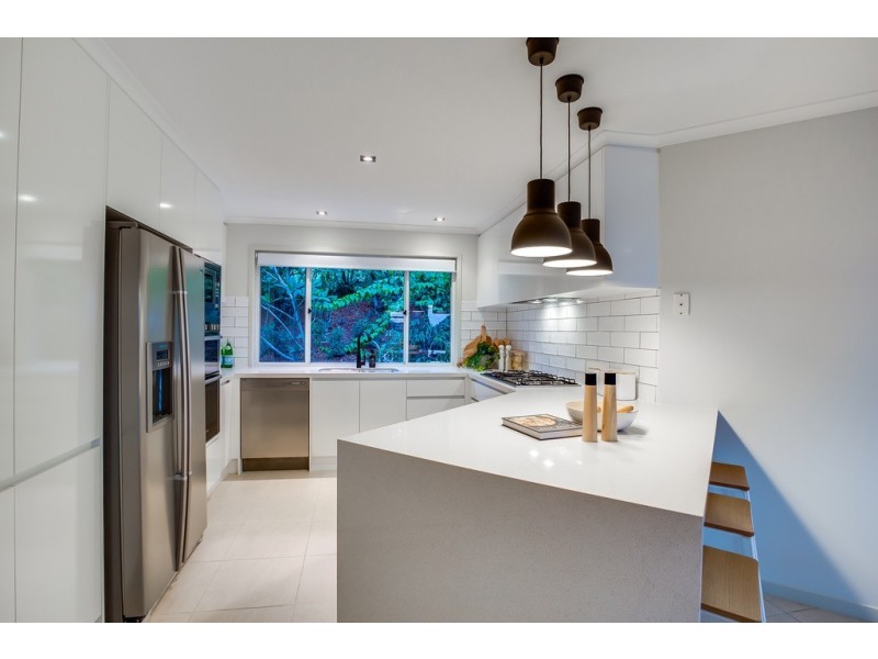 3 Earle Court, Tallai QLD 4213
