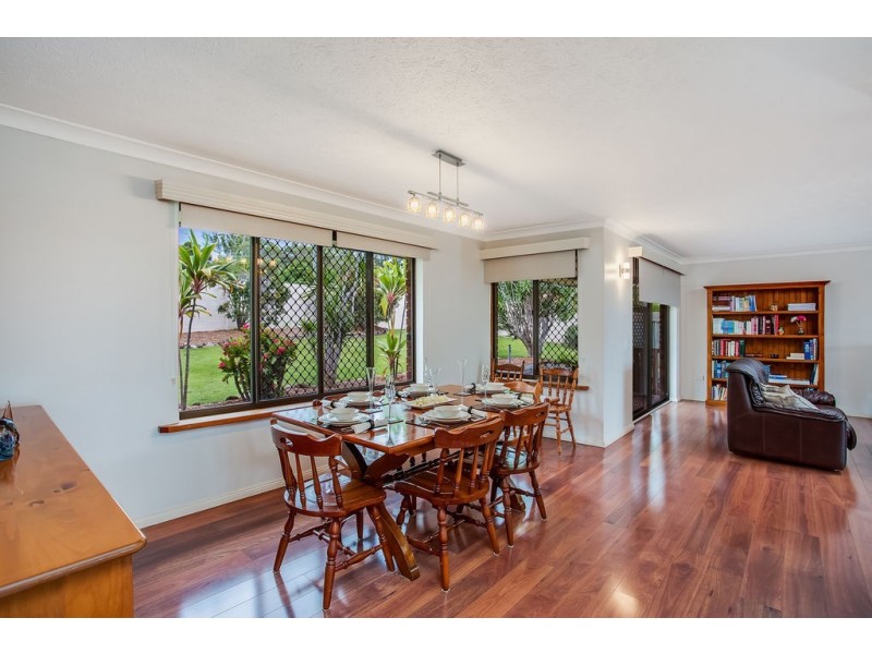 1/9 Alkira Way, Worongary QLD 4213