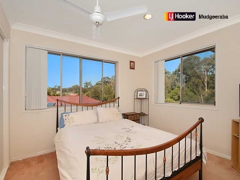 83 Yodelay Street, Varsity Lakes QLD 4227