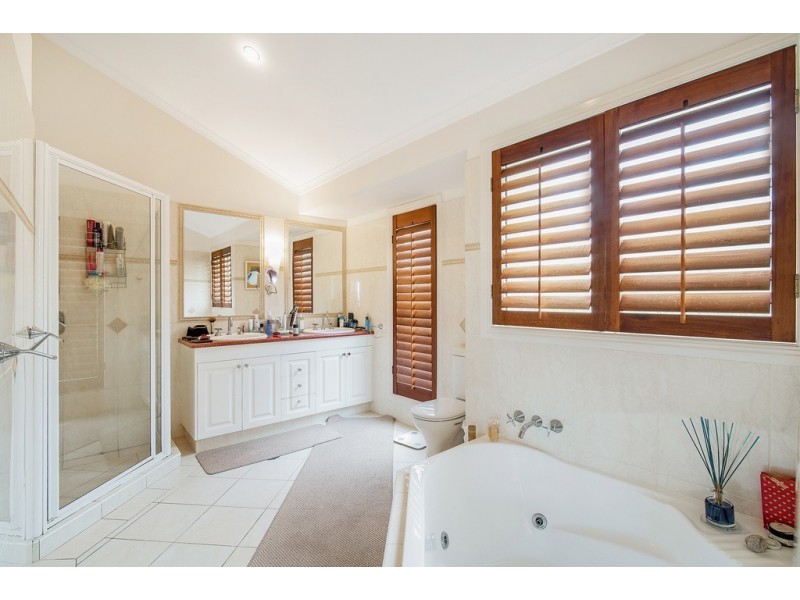 12 Tathra Place, Tallai QLD 4213