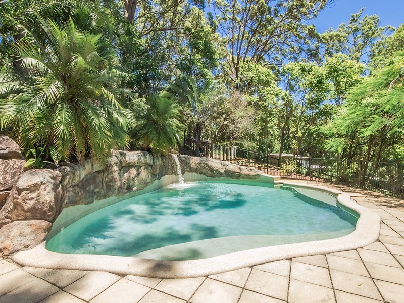 2 Dermott Place, Tallebudgera QLD 4228